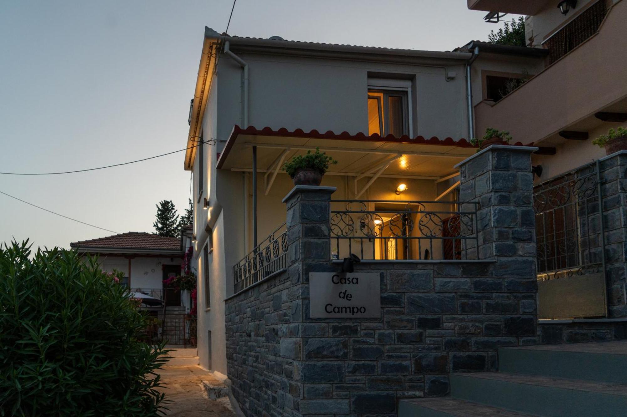 Hébergement de vacances House *